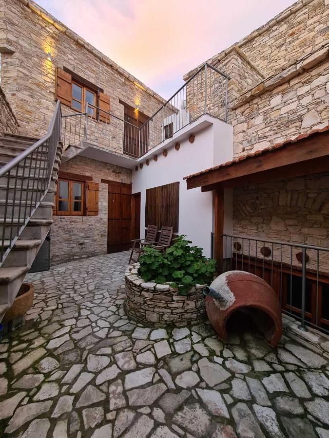 Christiana'S Stone Studios Pano Lefkara Exterior photo